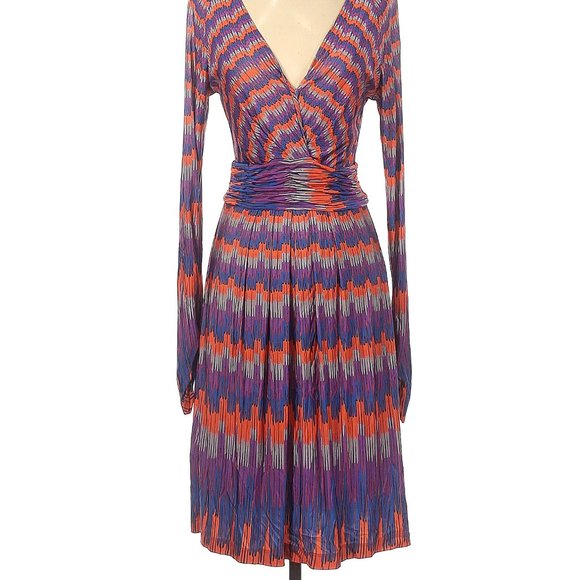 BCBGMAXAZRIA Dress Boho Long Slv V-Neck A-Line Silhouette Sz S #266 - Picture 2 of 4